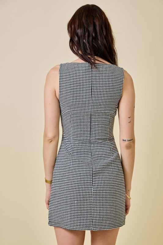 Houndstooth Boat Neck Sleeveless Mini Dress - Black/White