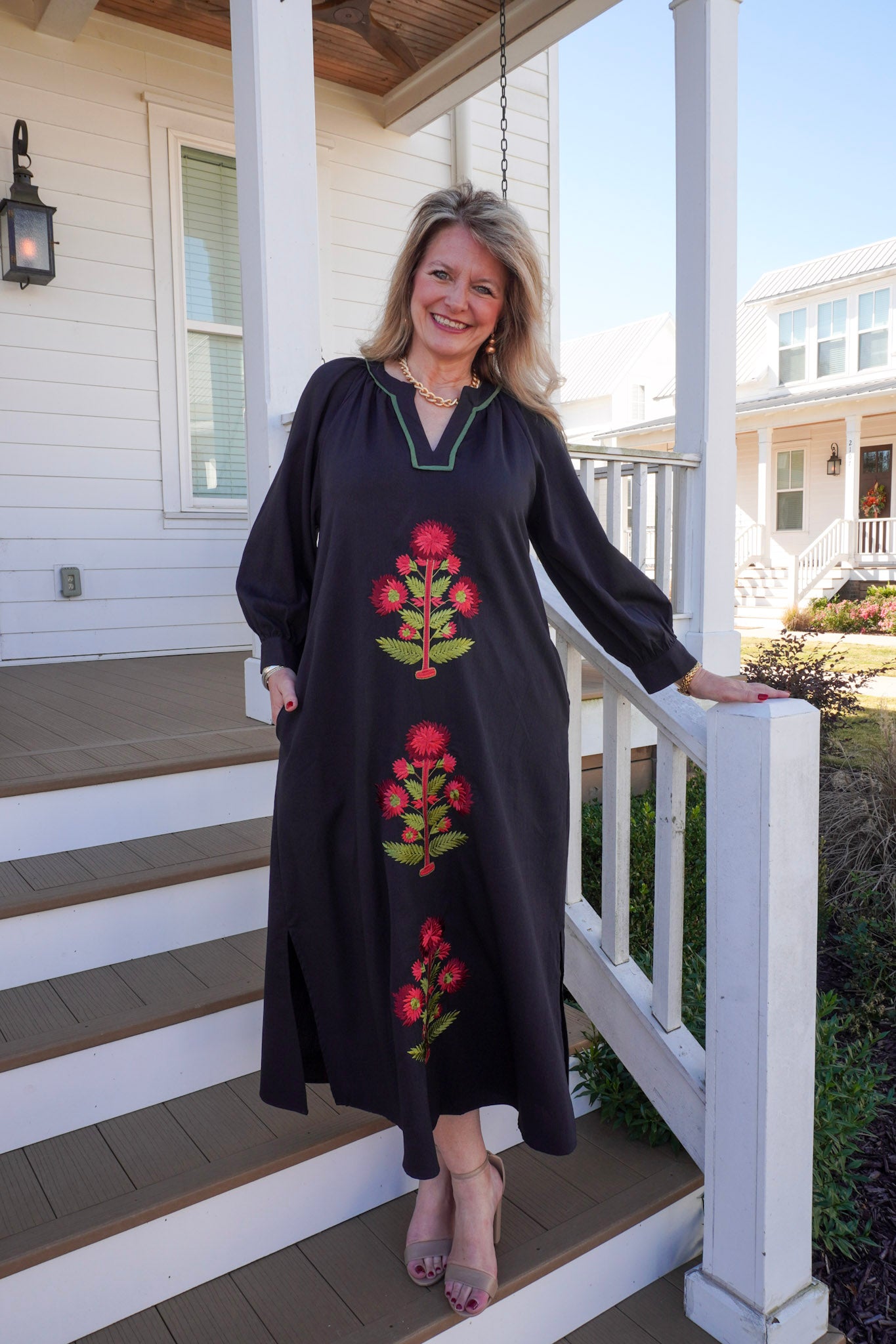Embroidered Floral Maxi Dress - Black Large Embroidered Floral Maxi Dress - Black Large