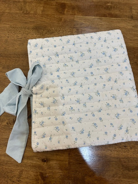 Bible Slip Cover With Bow - White Floral