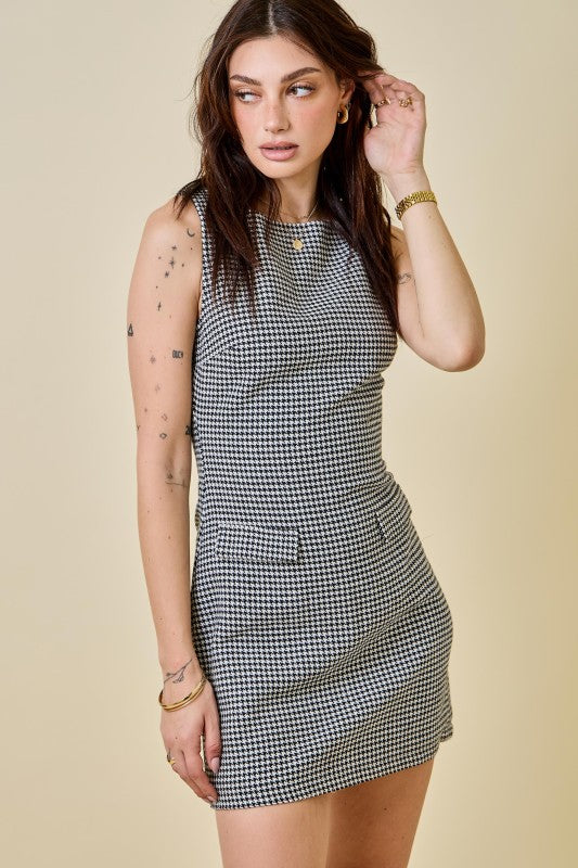 Houndstooth Boat Neck Sleeveless Mini Dress - Black/White