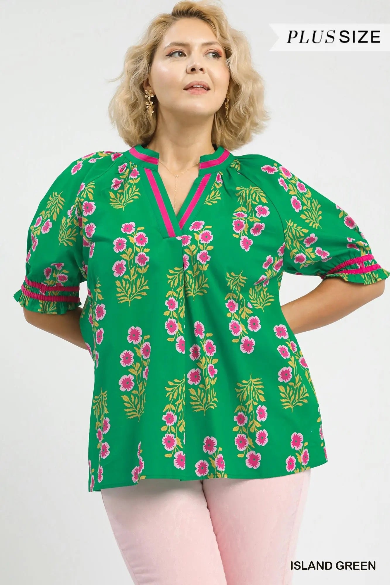 Island Green Clover Floral Collared Top