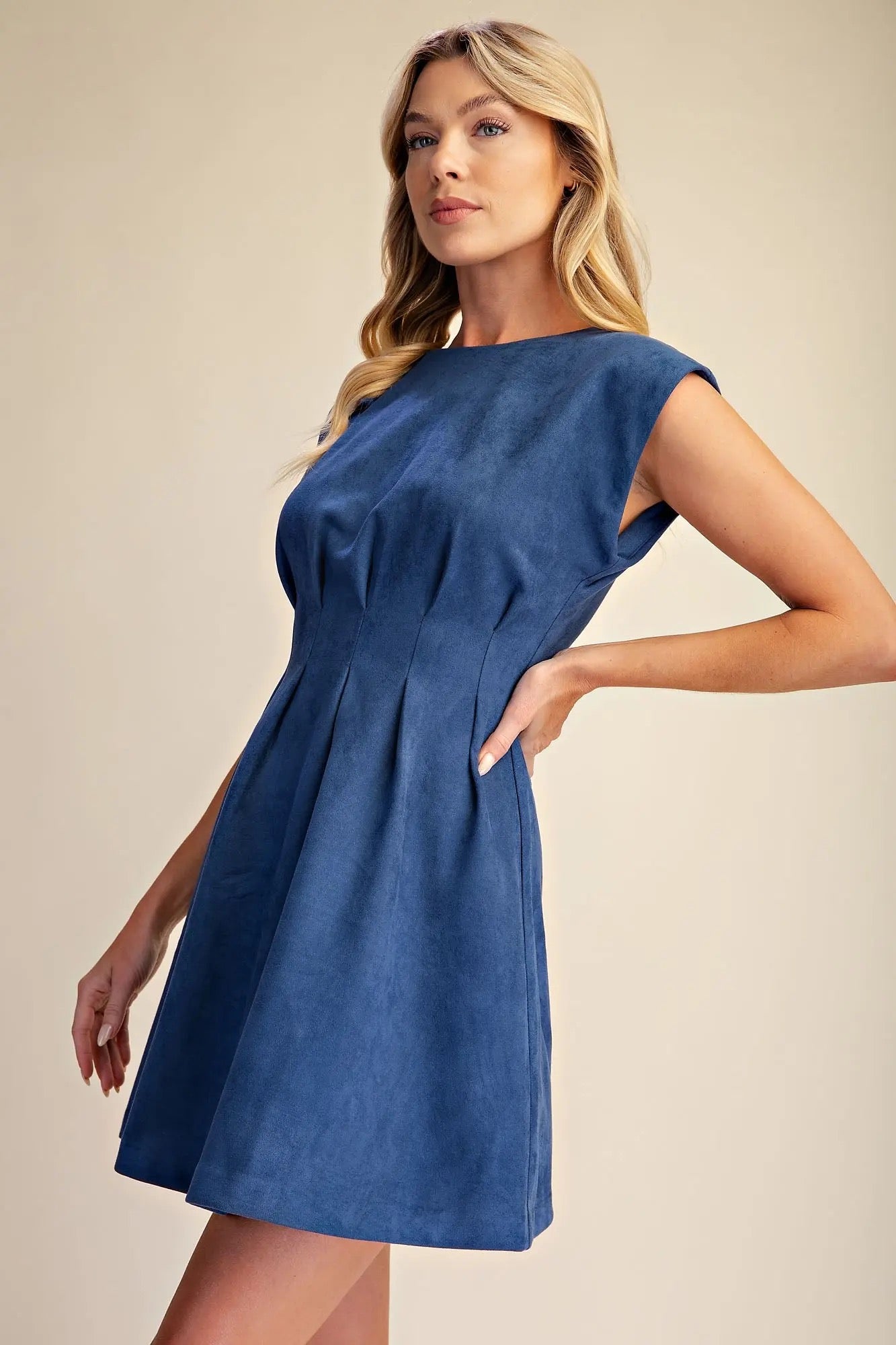Round Neck Pleated Waist Suede Mini Dress - Blue
